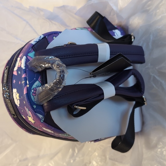NWT Hello Kitty spaceship Loungefly mini backpack - Picture 5 of 5